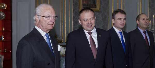 Andrian Candu şi Regele Carl Gustaf al XVI-lea al Suediei - Sputnik Moldova