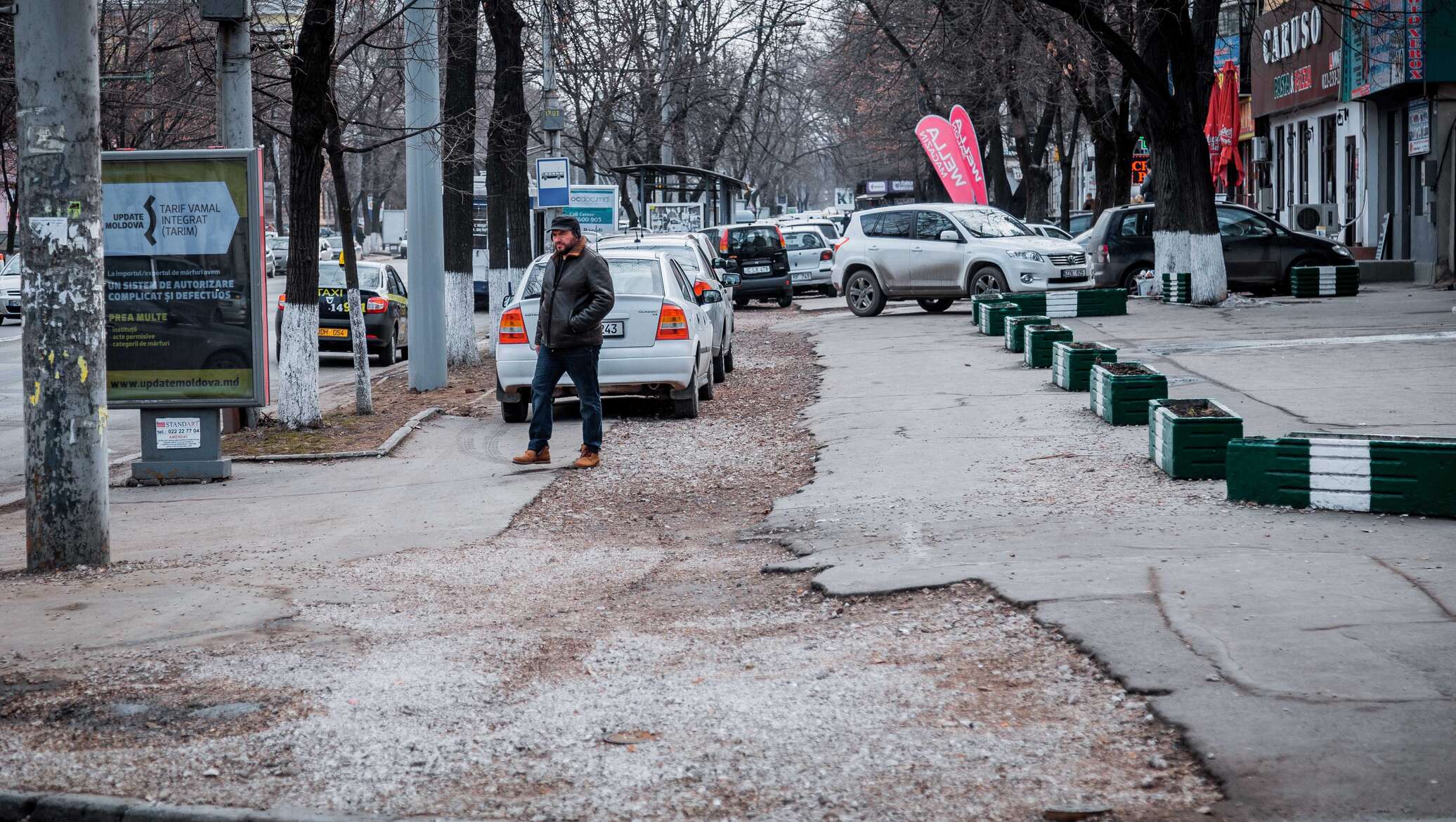 Перекрыт тротуар. Тротуар. Пешеходная дорога. Последние новости в Кишинёве 27 ноября.