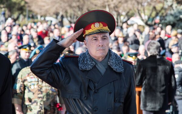 Экс-министр обороны Молдовы Виктор Гайчук - Sputnik Молдова