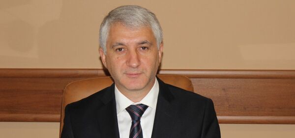 Депутат от Демпартии Константин Ботнарь уходит из парламента - Sputnik Молдова