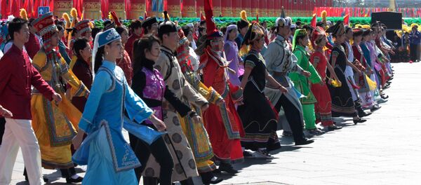 Празднование 60-летия КНР в Пекине. China, Pechin, chinezi, festivitate, paradă. - Sputnik Moldova-România