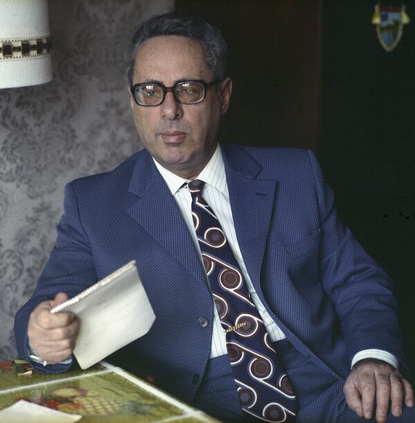 Диктор Юрий Левитан Диктор Юрий Левитан - Sputnik Молдова