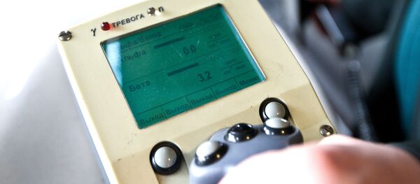 Проверка на радиацию машин, поступающих из Японии, в Сахалинской области - Sputnik Молдова