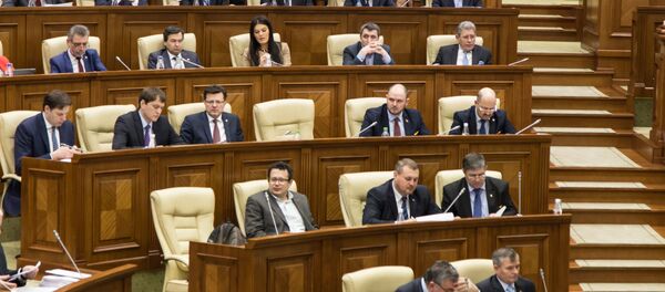 Заседание Парламента  25.02.2016 Ședința Parlamentului - Sputnik Moldova