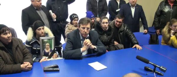 Persoanele care au suferit în localul La Soacra şi rudele acestora cer demisia lui Dorin Chirtoacă - Sputnik Moldova