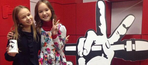 Eva Timush (слева) - Sputnik Молдова