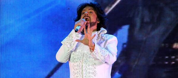 Народный артист России Филипп Киркоров приехал в Оргеев на празднование 10-летия ФК Милсами - Sputnik Молдова