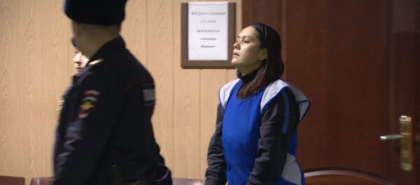 Спутник_Подозреваемая в убийстве ребенка ответила на вопросы журналистов в суде Спутник_Подозреваемая в убийстве ребенка ответила на вопросы журналистов в суде - Sputnik Молдова