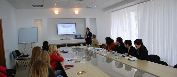 Европейские эксперты EUACA на встрече с представителями компании-администратора Международного аэропорта Кишинева - Sputnik Молдова