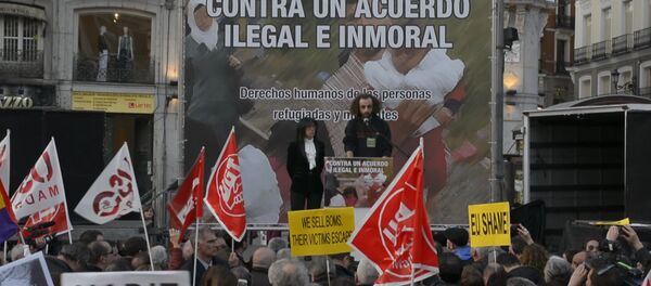 СПУТНИК_Аморальное и бесчеловечное – беженец о соглашении ЕС и Турции по мигрантам - Sputnik Молдова