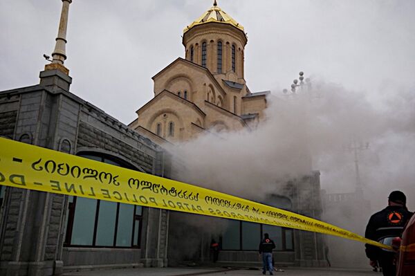 Пожар в храме Самеба - Sputnik Молдова