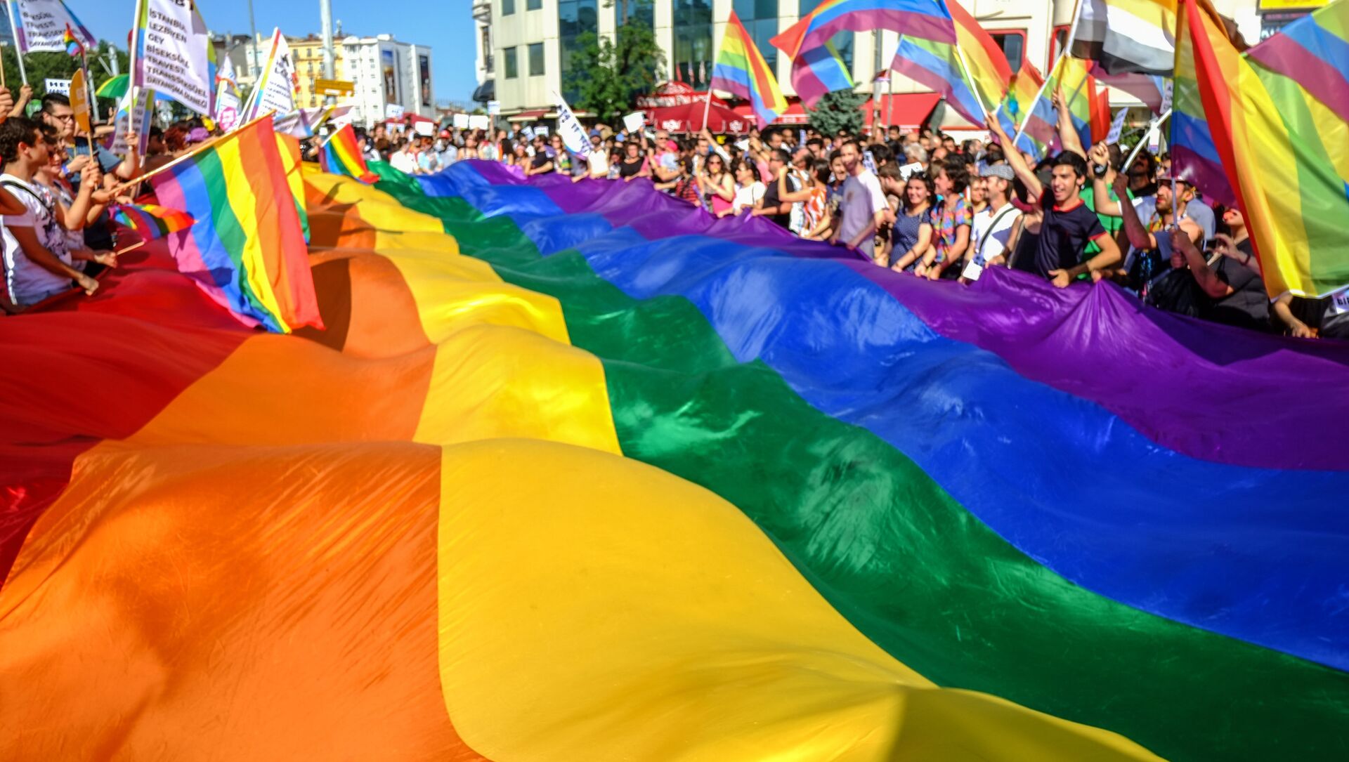 Гей-парад в Стамбуле, Parada gay - Sputnik Moldova-România, 1920, 05.05.2021
