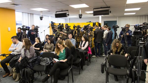 В мультимедийном пресс-центре Sputnik Молдова постоянно проходят пресс-конференции и видеомосты, заседания пресс-клуба и другие мероприятия. - Sputnik Moldova