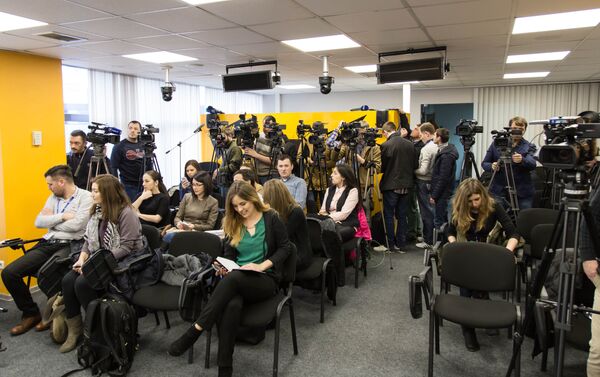 В мультимедийном пресс-центре Sputnik Молдова постоянно проходят пресс-конференции и видеомосты, заседания пресс-клуба и другие мероприятия. - Sputnik Молдова