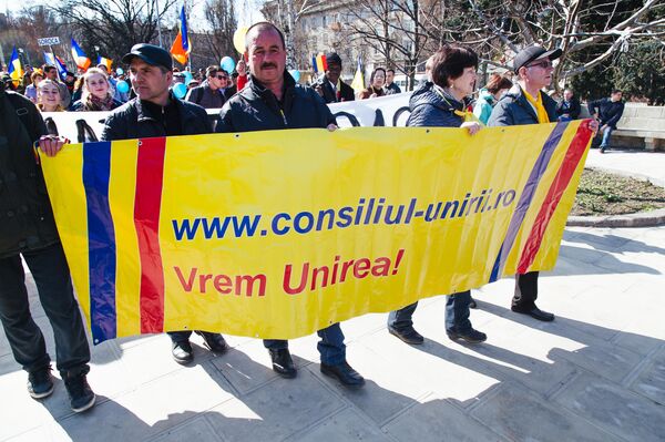 Марш унионистов 27 марта Марш унионистов 27 марта - Sputnik Молдова