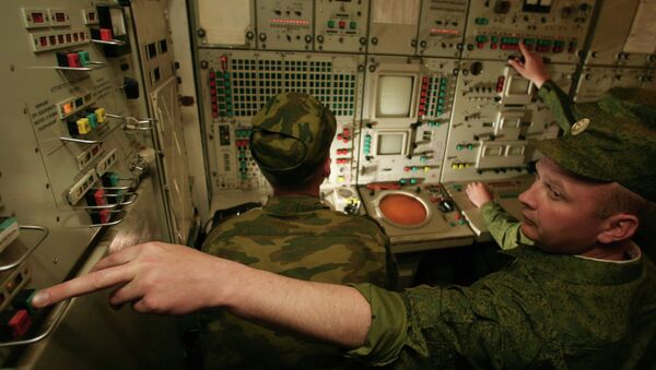 Соединение ПВО С-300 заступило на боевое дежурство - Sputnik Moldova-România