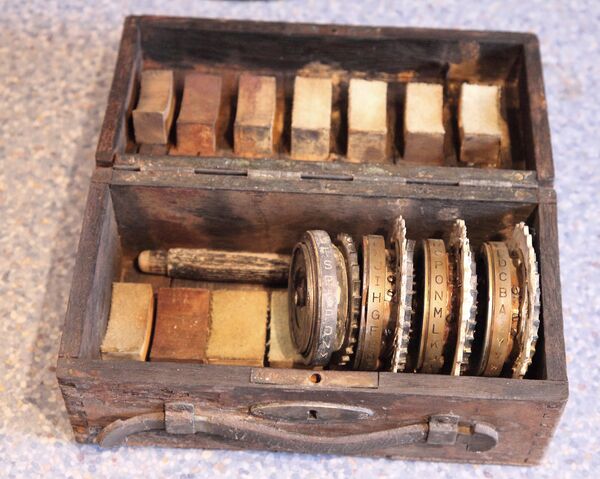 Набор роторов от «Энигмы» - Sputnik Молдова