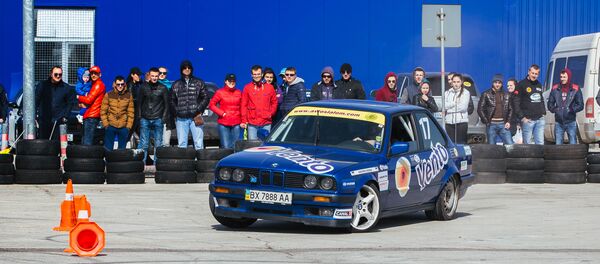 Prima etapă a Campionatului Moldovei la Autoslalom - Sputnik Moldova