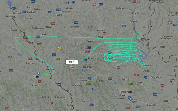 Неизвестный самолет над Молдовой с flightradar24.com Неизвестный самолет над Молдовой с flightradar24.com - Sputnik Молдова