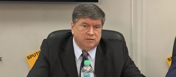 Негуца напомнил, сколько жителей Молдовы имеют гражданство России - Sputnik Молдова