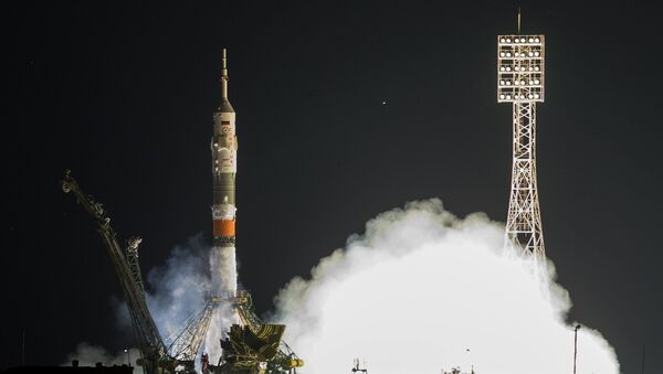 Старт космического корабля Союз ТМА-17М с космодрома Байконур - Sputnik Молдова