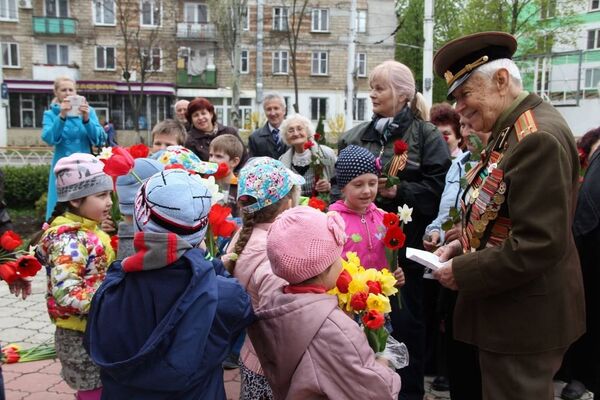 Ветеран ВОВ: каждый мечтал дожить до Победы и увидеть, что будет после - Sputnik Молдова