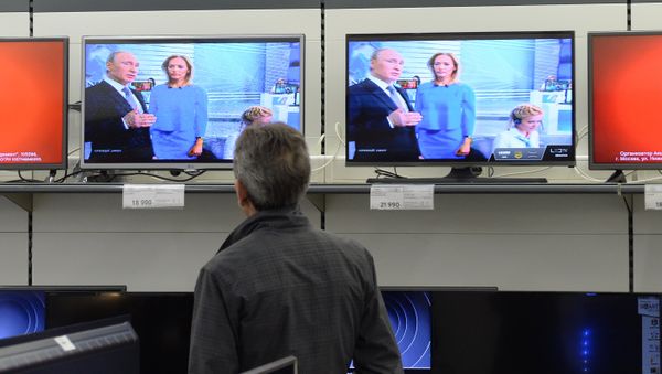 Трансляция Прямой линии с Владимиром Путиным Трансляция Прямой линии с Владимиром Путиным - Sputnik Молдова