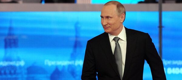 Прямая линия с президентом РФ В. Путиным Прямая линия с президентом РФ В. Путиным - Sputnik Moldova