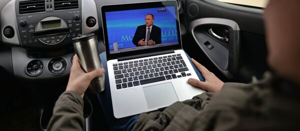 Трансляция Прямой линии с Владимиром Путиным Трансляция Прямой линии с Владимиром Путиным - Sputnik Молдова