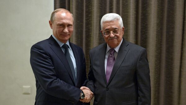 Президент РФ В.Путин и президент Палестины М.Аббас - Sputnik Молдова