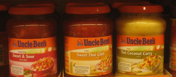 Баночки с соусами Uncle Ben's Баночки с соусами Uncle Ben's - Sputnik Молдова