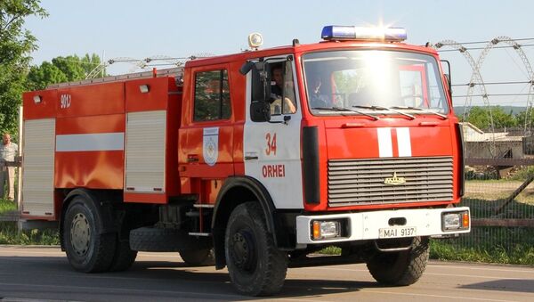 Пожарная машина Оргеевской части - Sputnik Молдова
