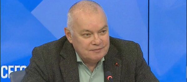 Киселев: Георгиевская ленточка – символ антинацистской борьбы - Sputnik Молдова