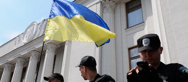 Митинг у здания Верховной Рады в Киеве - Sputnik Moldova