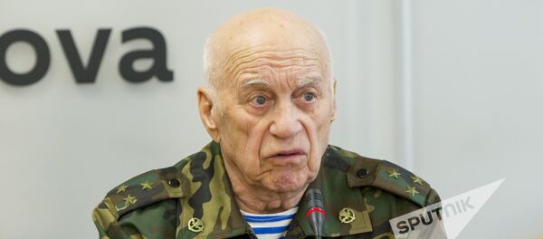 Евгений Долгов - Sputnik Молдова