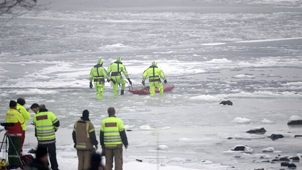 Транспортный вертолет упал в Северном море у западного побережья недалеко от города Берген - Sputnik Молдова