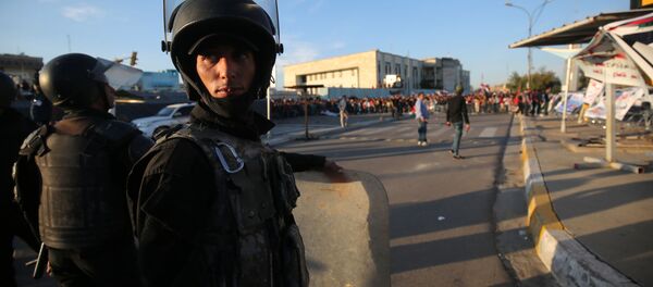 Иракские полицейские на страже порядка Багдада - Sputnik Молдова