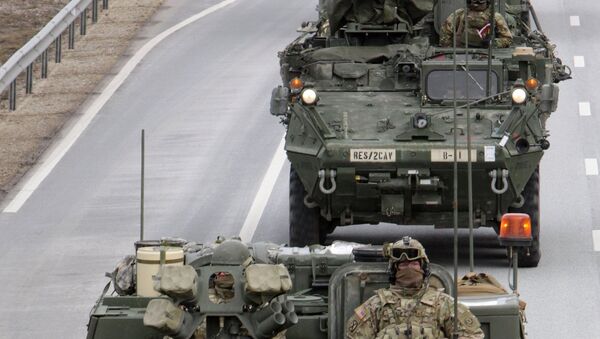 Показательный марш военнослужащих армии США Dragoon Ride в Латвии - Sputnik Moldova