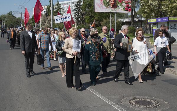 В Кишиневе прошел марш памяти Помним их имена - Sputnik Молдова