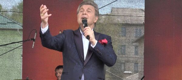 В Оргееве ко Дню Победы выступил Лев Лещенко - Sputnik Moldova