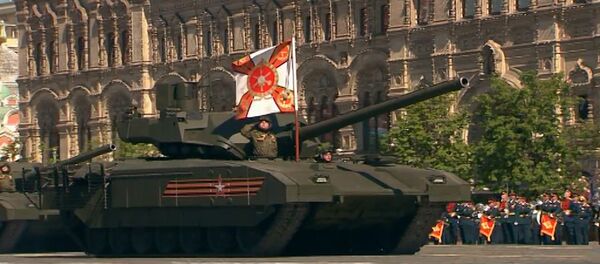 ВИДЕО_Танк Т-14 Армата и другая военная техника на параде Победы в Москве - Sputnik Молдова