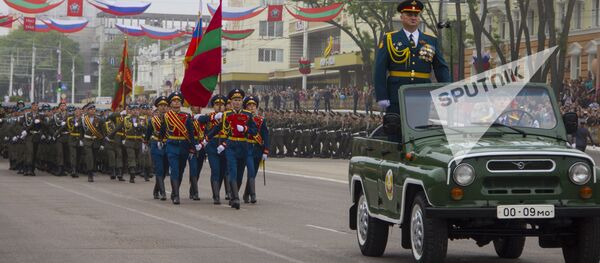 Военный парад и акция Бессмертный полк. Тирасполь. Приднестровье Военный парад и акция Бессмертный полк. Тирасполь. Приднестровье - Sputnik Moldova