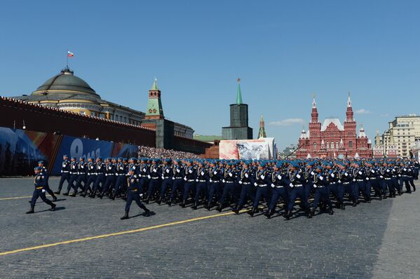 Военный парад в честь 71-й годовщины Победы в ВОВ - Sputnik Молдова