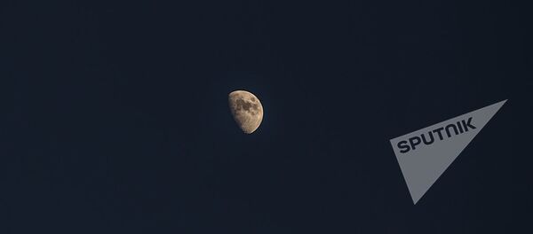 Луна - Sputnik Moldova