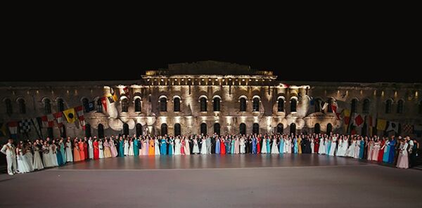 Третий Офицерский бал в Севастополе посвятят любви и героизму Третий Офицерский бал в Севастополе посвятят любви и героизму - Sputnik Молдова