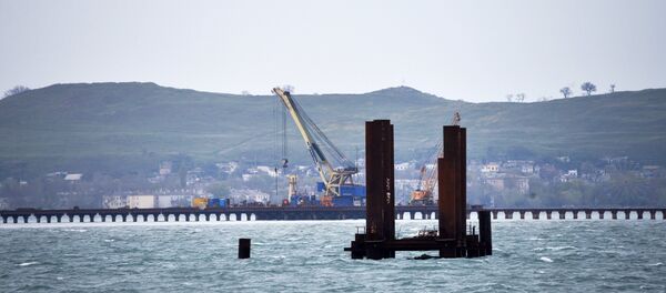 Строительство Керченского моста в Крыму Строительство Керченского моста в Крыму - Sputnik Молдова