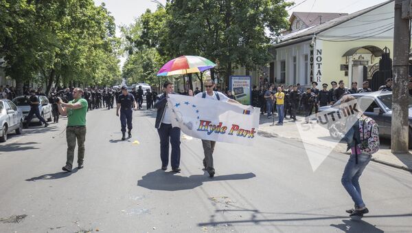 Марш ЛГБТ - сообщества в Кишиневе - Sputnik Moldova-România