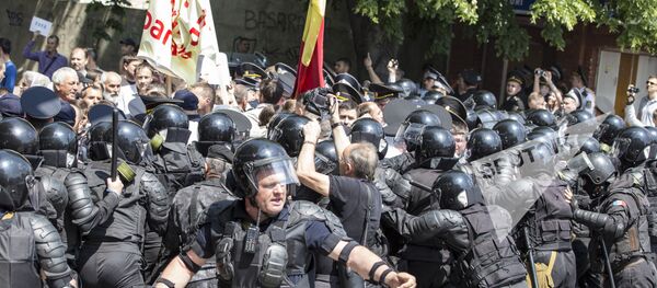 Марш ЛГБТ - сообщества в Кишиневе - Sputnik Moldova