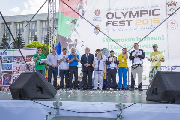 Политики, чиновники и руководство НОК поддержало проведение фестиваля - Sputnik Молдова