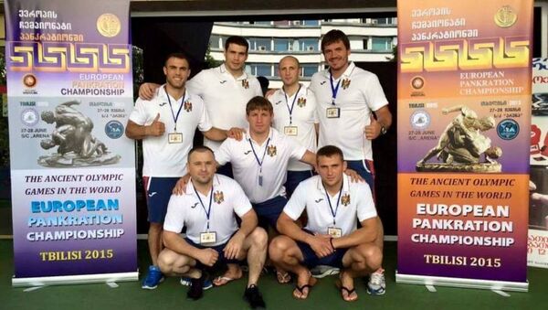 Участники чемпионата Европы по панкратиону из Молдовы - Sputnik Молдова